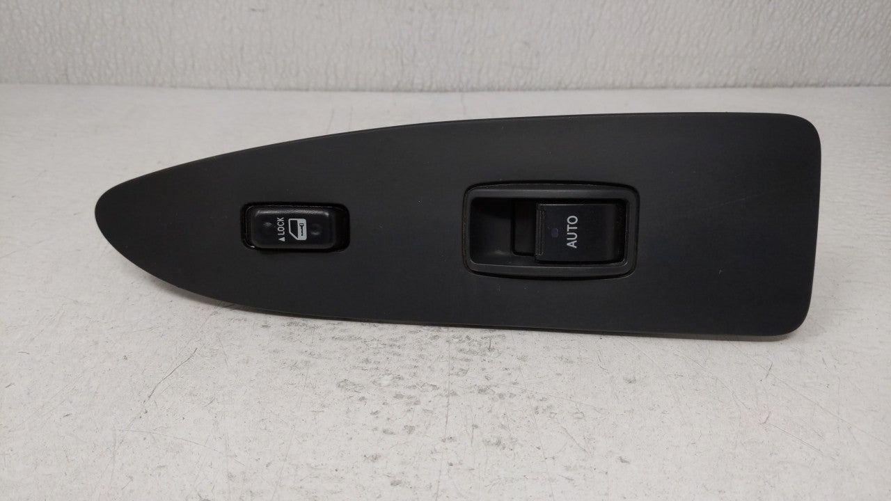 2006 Toyota Avalon Passeneger Right Power Window Switch - Oemusedautoparts1.com