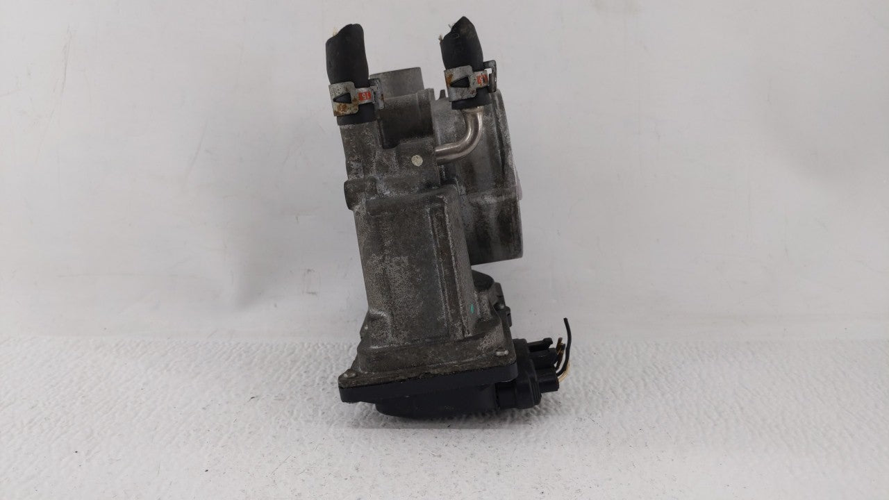 2005-2018 Toyota Avalon Throttle Body P/N:22030-0P050 22030-31030 Fits OEM Used Auto Parts - Oemusedautoparts1.com