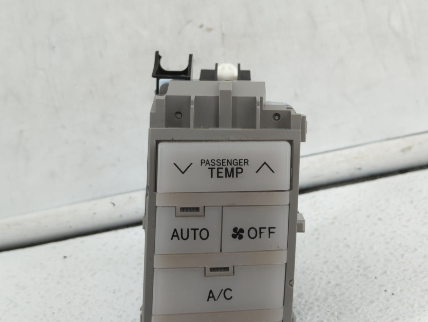 2005-2010 Toyota Avalon Climate Control Module Temperature AC/Heater Replacement P/N:55900-07170 55900-07160 Fits OEM Used A