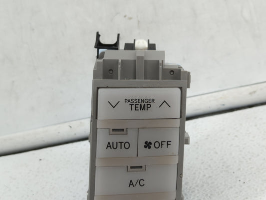 2005-2010 Toyota Avalon Climate Control Module Temperature AC/Heater Replacement P/N:55900-07170 55900-07160 Fits OEM Used Auto Parts