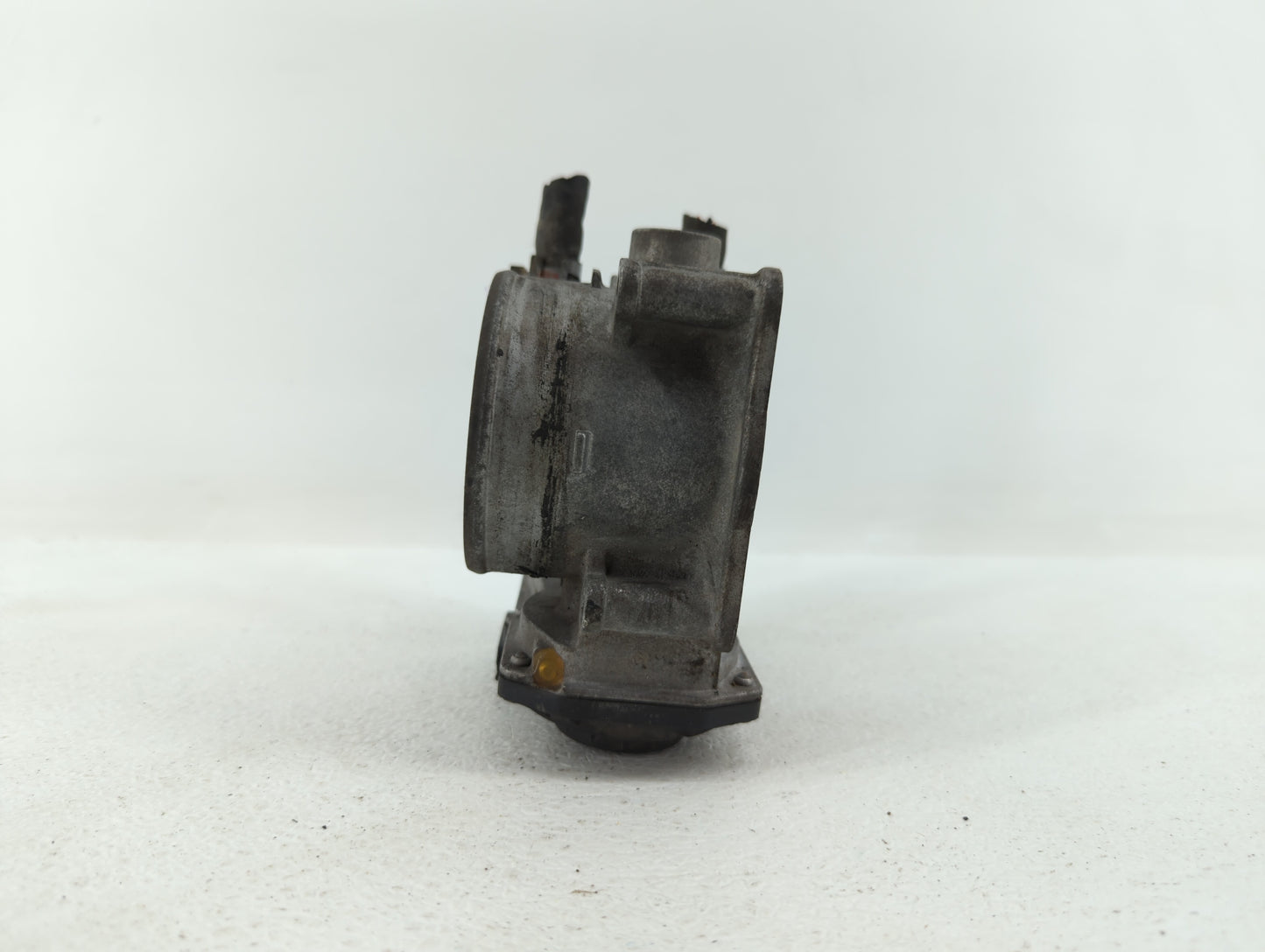 2005-2018 Toyota Avalon Throttle Body P/N:22030-0P050 22030-31030 Fits OEM Used Auto Parts - Oemusedautoparts1.com