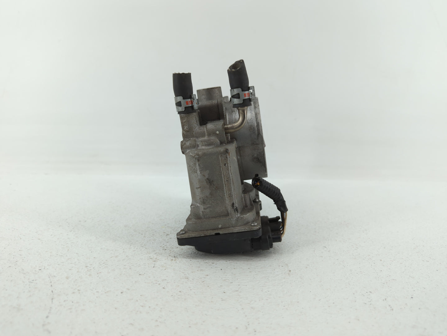 2005-2018 Toyota Avalon Throttle Body P/N:22030-0P050 22030-31030 Fits OEM Used Auto Parts - Oemusedautoparts1.com