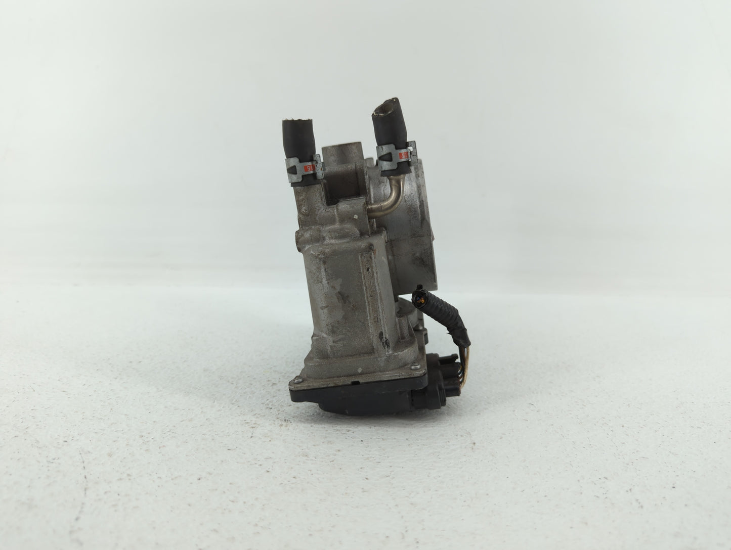 2005-2018 Toyota Avalon Throttle Body P/N:22030-0P050 22030-31030 Fits OEM Used Auto Parts - Oemusedautoparts1.com