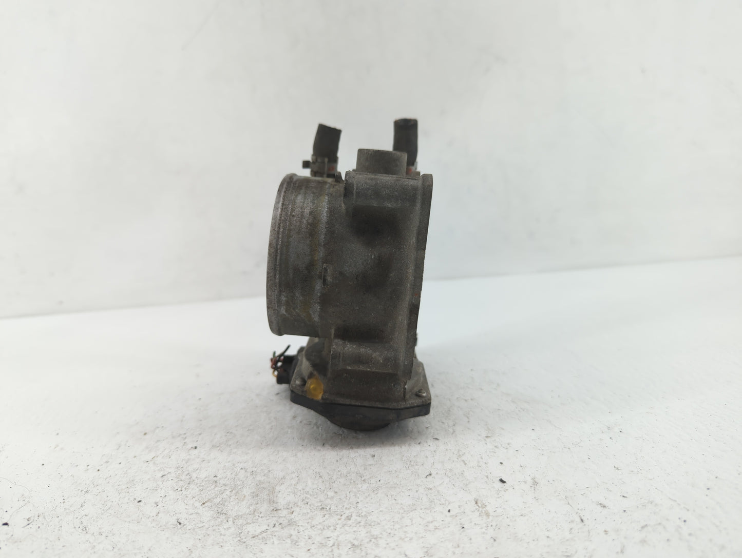 2005-2018 Toyota Avalon Throttle Body P/N:22030-0P050 22030-31030 Fits OEM Used Auto Parts - Oemusedautoparts1.com