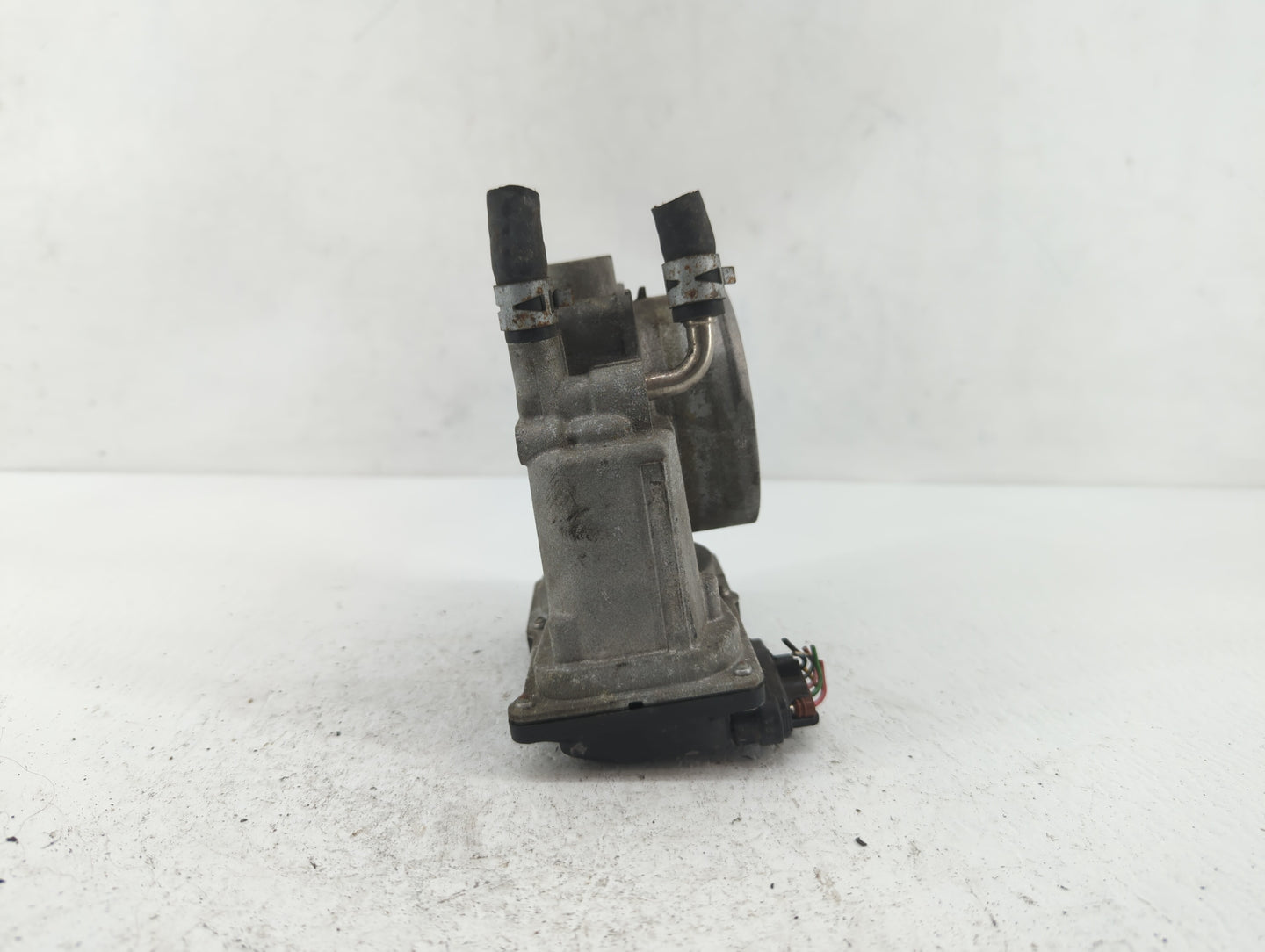 2005-2018 Toyota Avalon Throttle Body P/N:22030-0P050 22030-31030 Fits OEM Used Auto Parts - Oemusedautoparts1.com