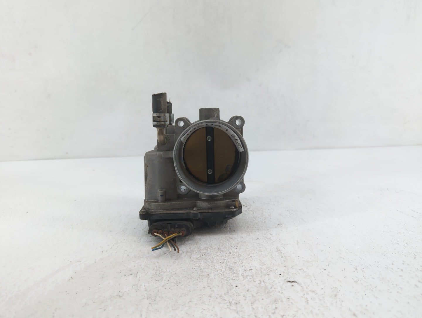2005-2018 Toyota Avalon Throttle Body P/N:22030-0P050 22030-31030 Fits OEM Used Auto Parts - Oemusedautoparts1.com