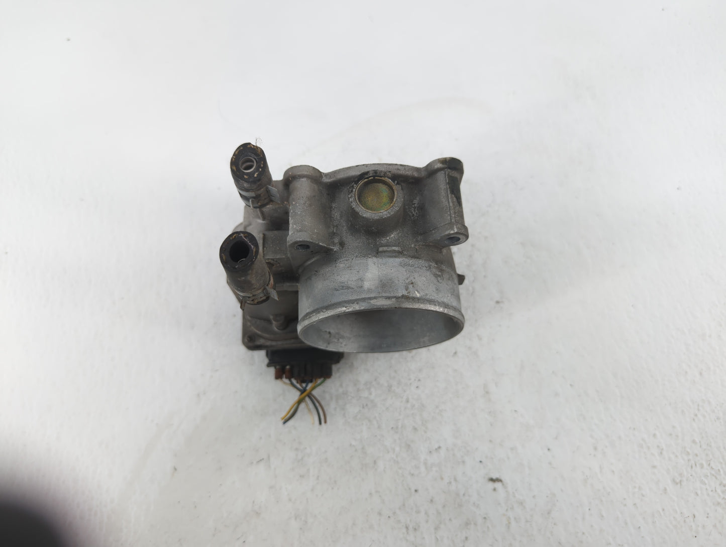 2005-2018 Toyota Avalon Throttle Body P/N:22030-0P050 22030-31030 Fits OEM Used Auto Parts - Oemusedautoparts1.com