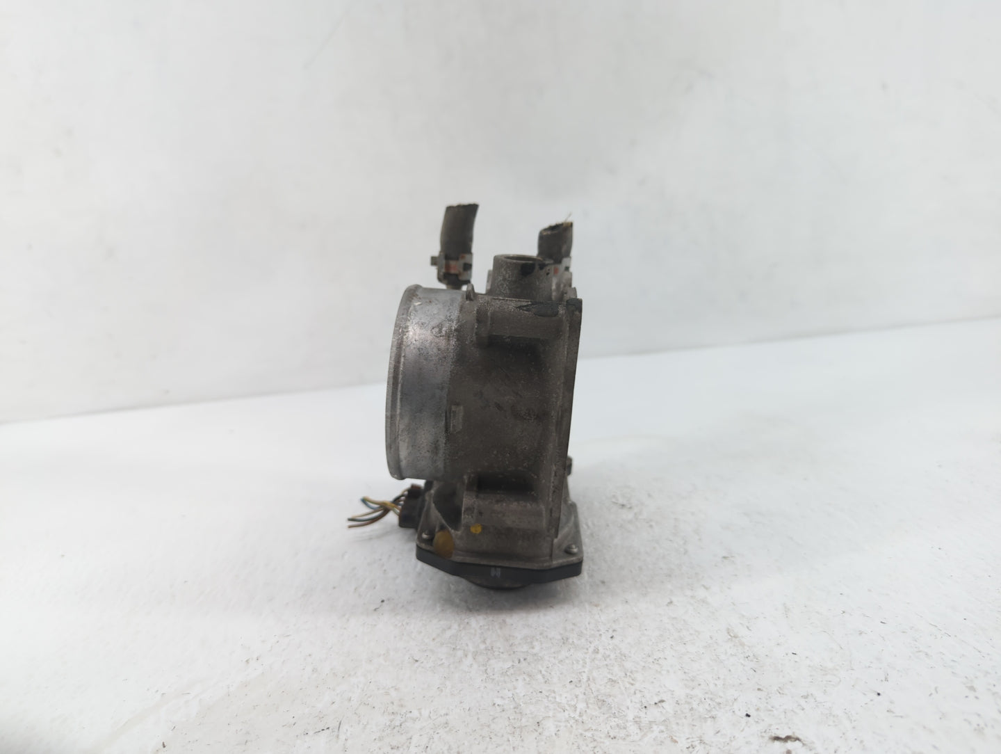2005-2018 Toyota Avalon Throttle Body P/N:22030-0P050 22030-31030 Fits OEM Used Auto Parts - Oemusedautoparts1.com