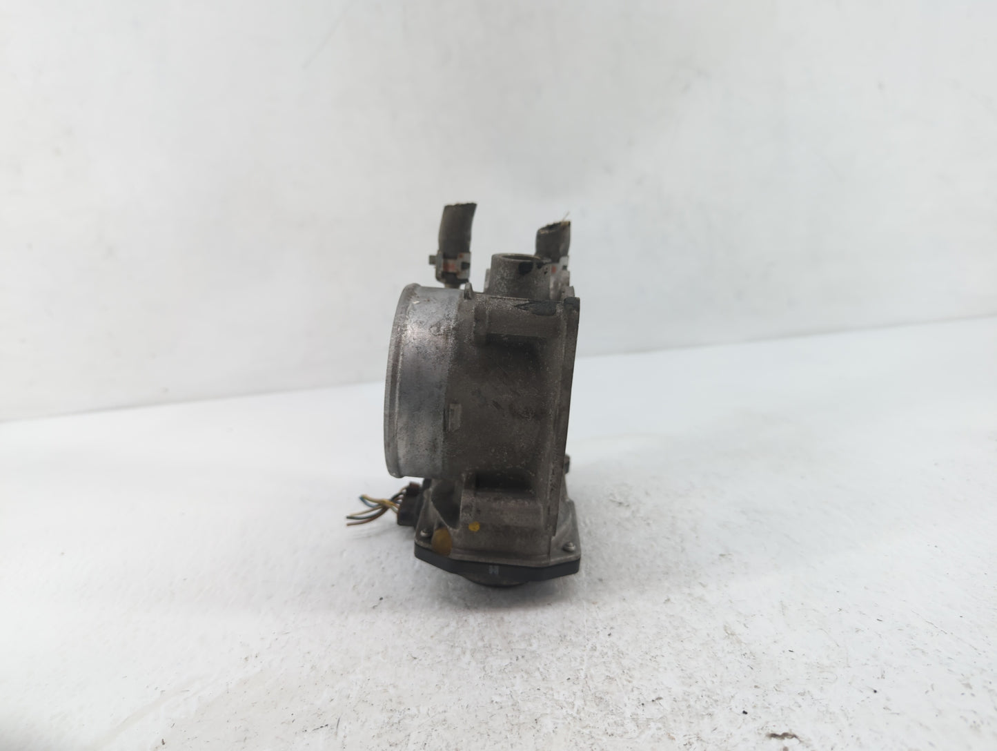 2005-2018 Toyota Avalon Throttle Body P/N:22030-0P050 22030-31030 Fits OEM Used Auto Parts - Oemusedautoparts1.com