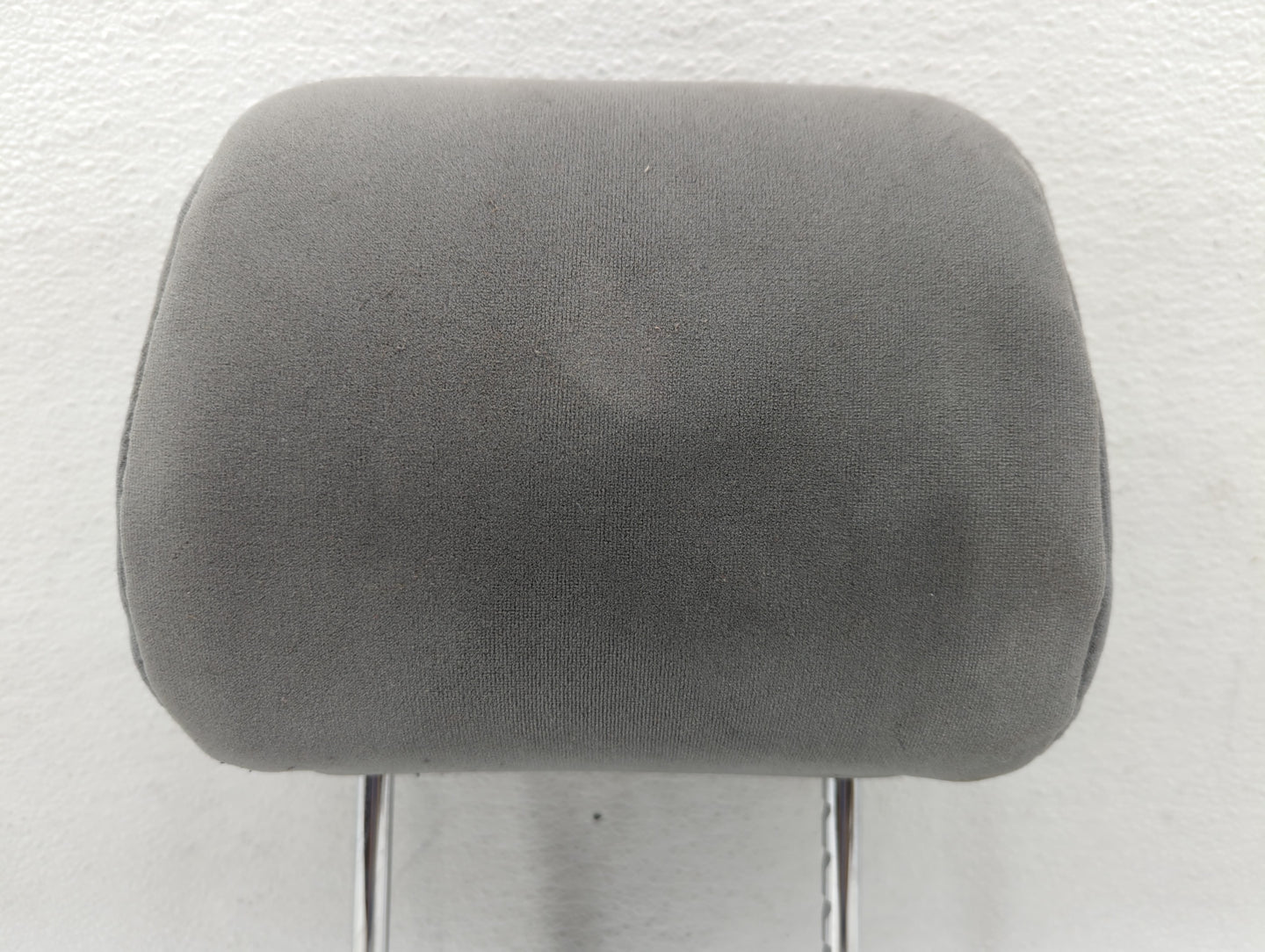 2005-2007 Toyota Avalon Headrest Head Rest Front Driver Passenger Seat Fits Fits 2005 2006 2007 OEM Used Auto Parts - Oemuse