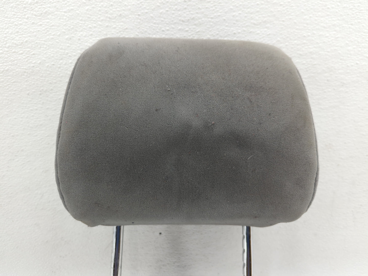 2005-2007 Toyota Avalon Headrest Head Rest Front Driver Passenger Seat Fits Fits 2005 2006 2007 OEM Used Auto Parts - Oemuse