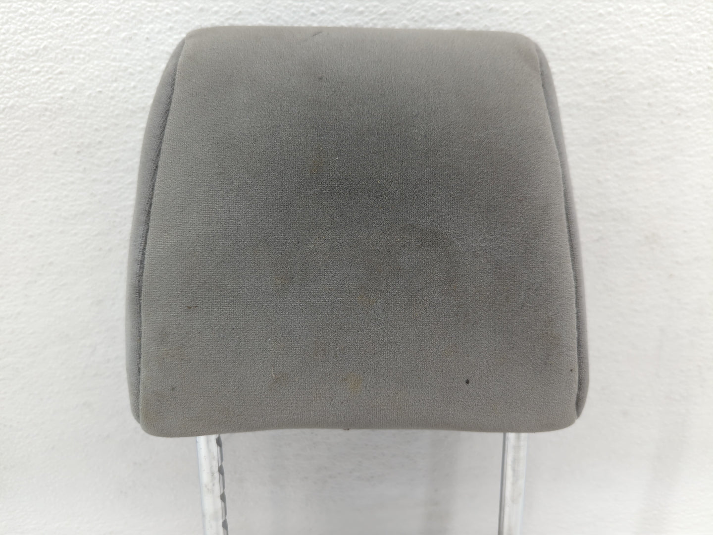 2005-2007 Toyota Avalon Headrest Head Rest Front Driver Passenger Seat Fits Fits 2005 2006 2007 OEM Used Auto Parts - Oemuse