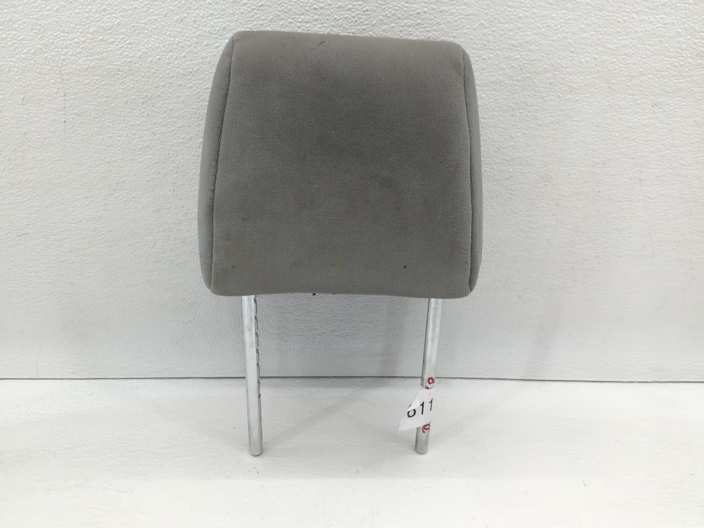 2005-2007 Toyota Avalon Headrest Head Rest Front Driver Passenger Seat Fits Fits 2005 2006 2007 OEM Used Auto Parts - Oemuse