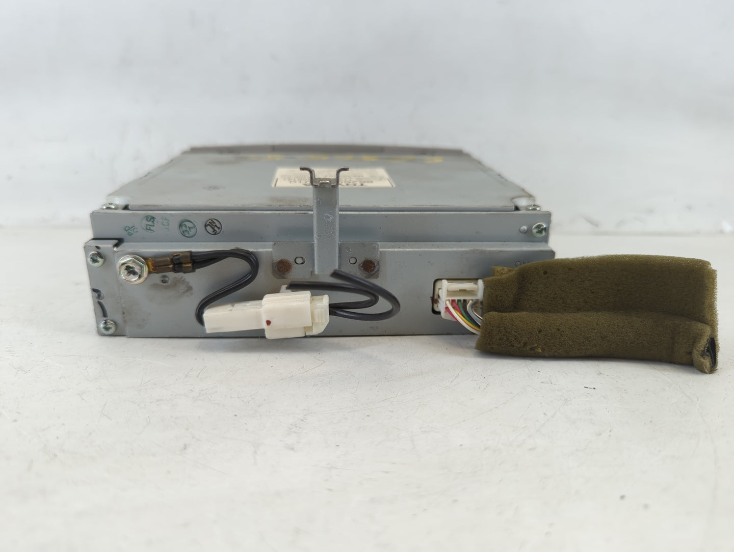 2005-2007 Toyota Avalon Am Fm Cd Player Radio Receiver - Oemusedautoparts1.com