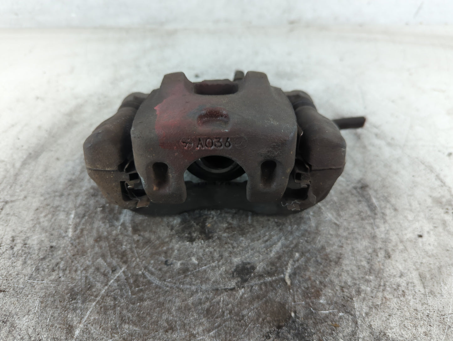 2005-2007 Toyota Avalon Front Passenger Right Brake Caliper - Oemusedautoparts1.com