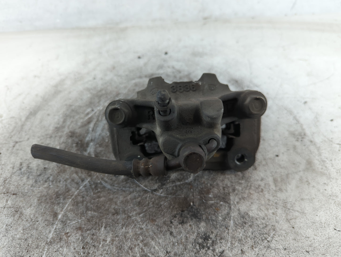 2005-2007 Toyota Avalon Front Passenger Right Brake Caliper - Oemusedautoparts1.com