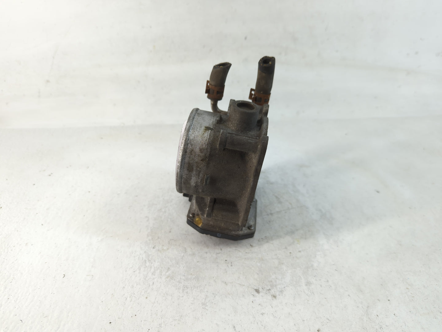 2005-2018 Toyota Avalon Throttle Body P/N:22030-0P050 Fits OEM Used Auto Parts - Oemusedautoparts1.com