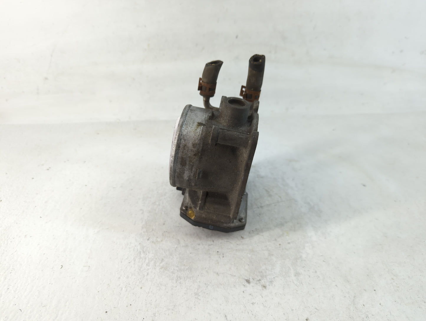 2005-2018 Toyota Avalon Throttle Body P/N:22030-0P050 Fits OEM Used Auto Parts - Oemusedautoparts1.com