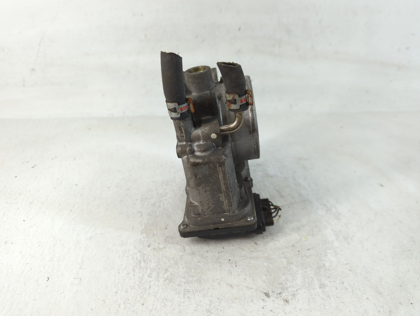 2005-2018 Toyota Avalon Throttle Body P/N:22030-0P050 Fits OEM Used Auto Parts - Oemusedautoparts1.com