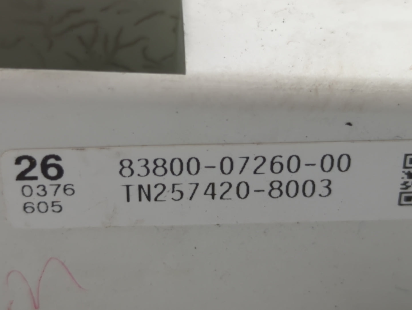 2006 Toyota Avalon Instrument Cluster Speedometer Gauges P/N:83800-07260-00 Fits Fits 2005 OEM Used Auto Parts - Oemusedauto