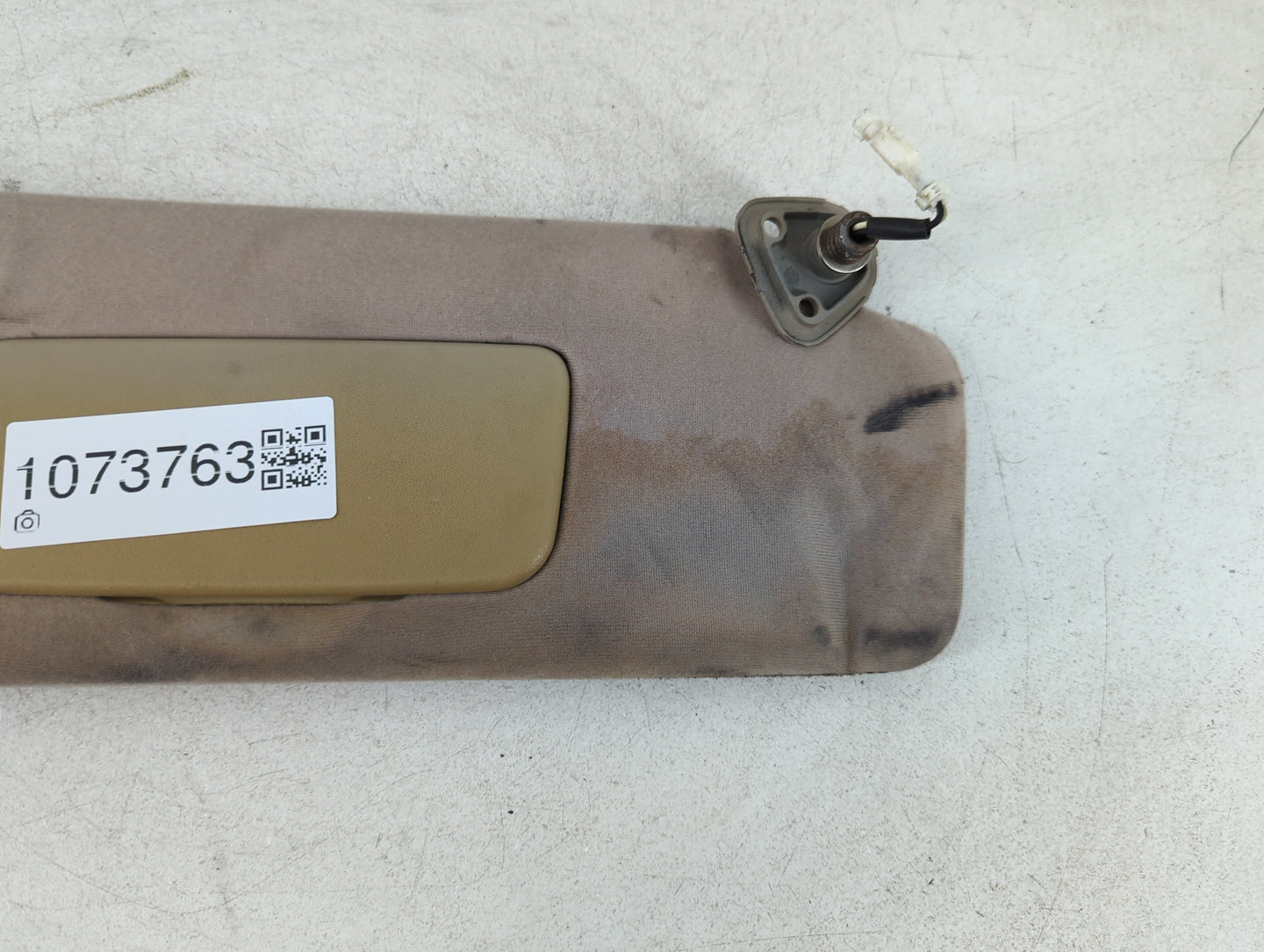 2002-2006 Toyota Camry Sun Visor Shade Replacement Passenger Right Mirror Fits Fits 2002 2003 2004 2005 2006 OEM Used Auto P