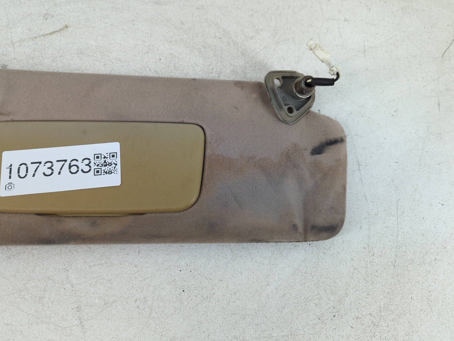 2002-2006 Toyota Camry Sun Visor Shade Replacement Passenger Right Mirror Fits Fits 2002 2003 2004 2005 2006 OEM Used Auto P