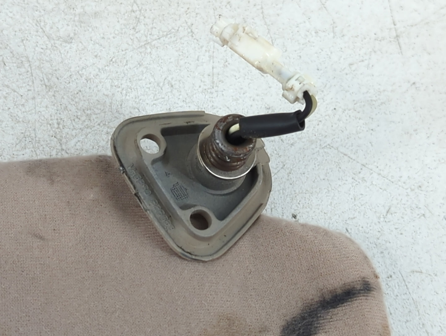 2002-2006 Toyota Camry Sun Visor Shade Replacement Passenger Right Mirror Fits Fits 2002 2003 2004 2005 2006 OEM Used Auto P