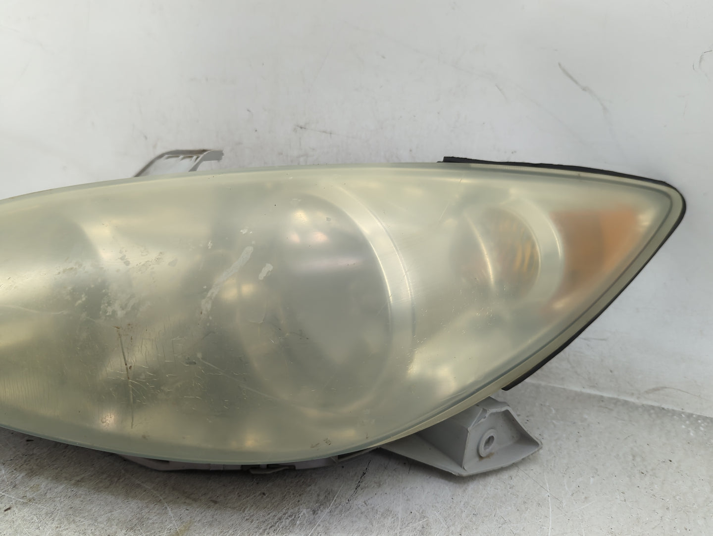 2005-2006 Toyota Camry Driver Left Oem Head Light Headlight Lamp - Oemusedautoparts1.com