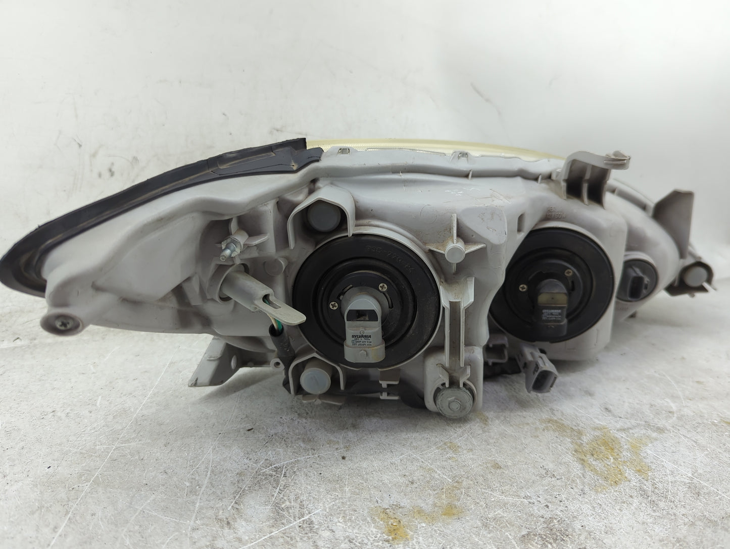 2005-2006 Toyota Camry Driver Left Oem Head Light Headlight Lamp - Oemusedautoparts1.com