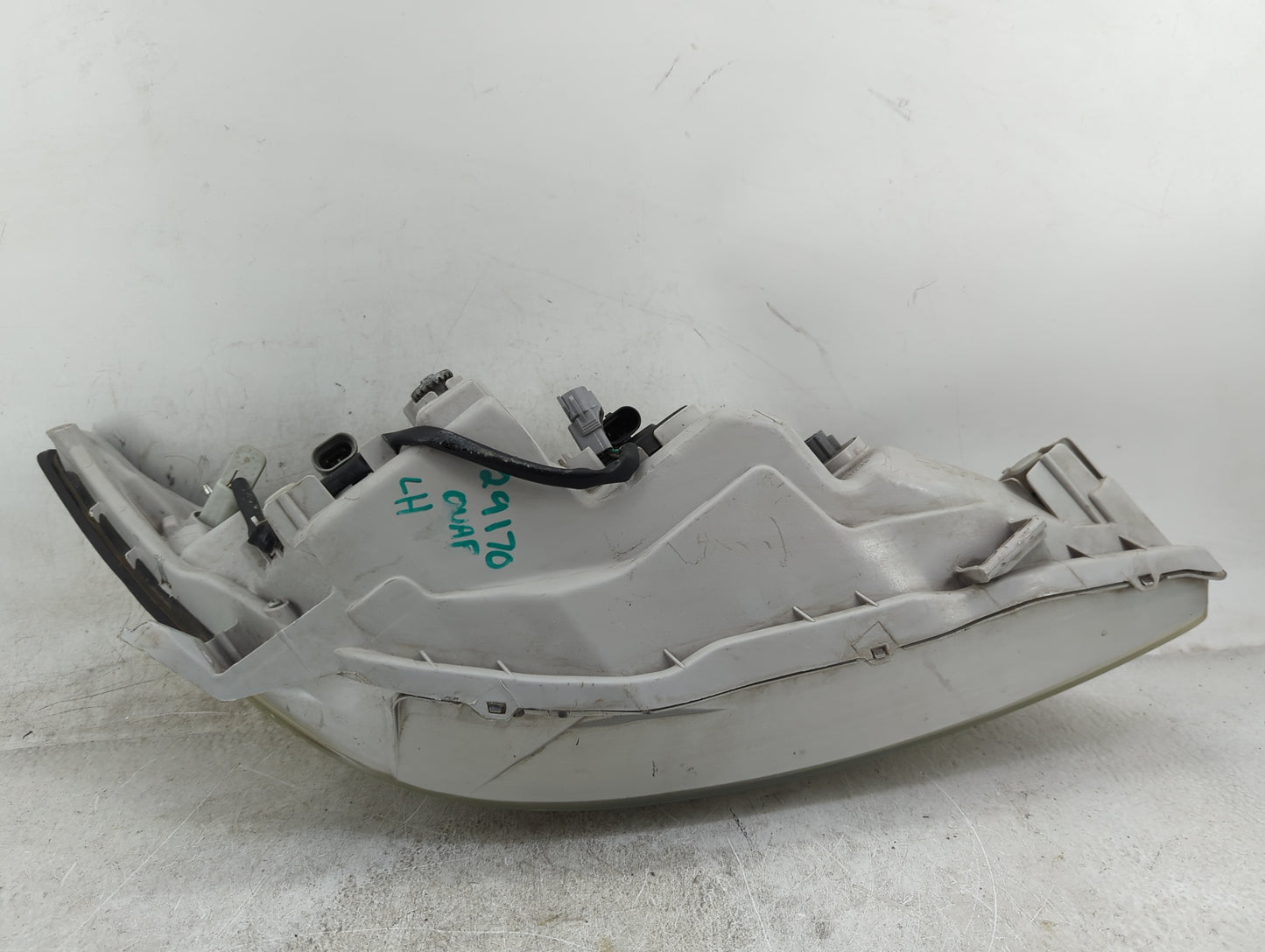 2005-2006 Toyota Camry Driver Left Oem Head Light Headlight Lamp - Oemusedautoparts1.com