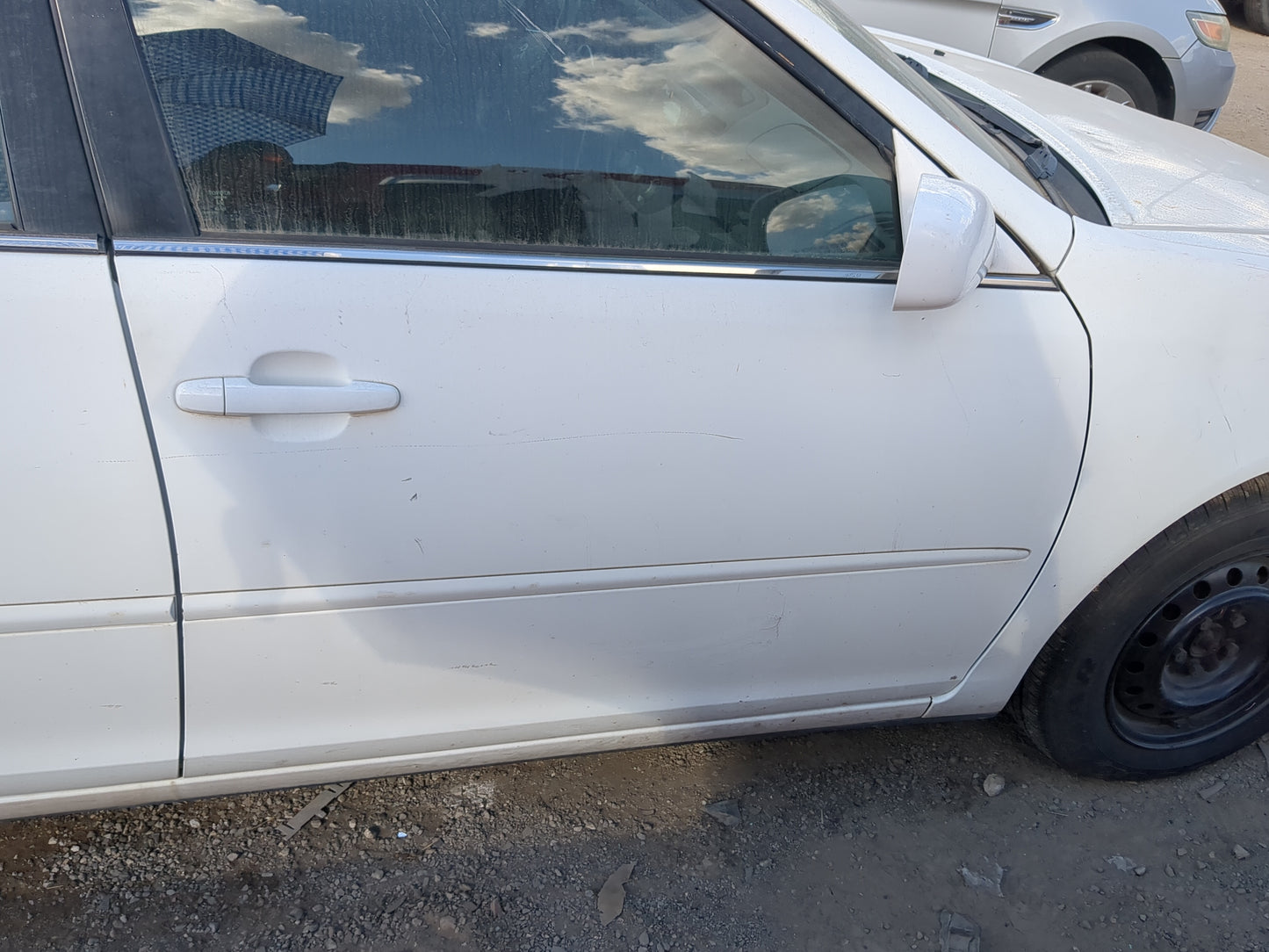 2002-2006 Toyota Camry Passenger Front Door Oem - Oemusedautoparts1.com