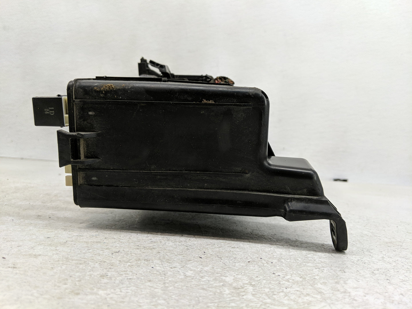 2004-2006 Toyota Camry Fusebox Fuse Box Panel Relay Module Fits Fits 2004 2005 2006 OEM Used Auto Parts - Oemusedautoparts1.