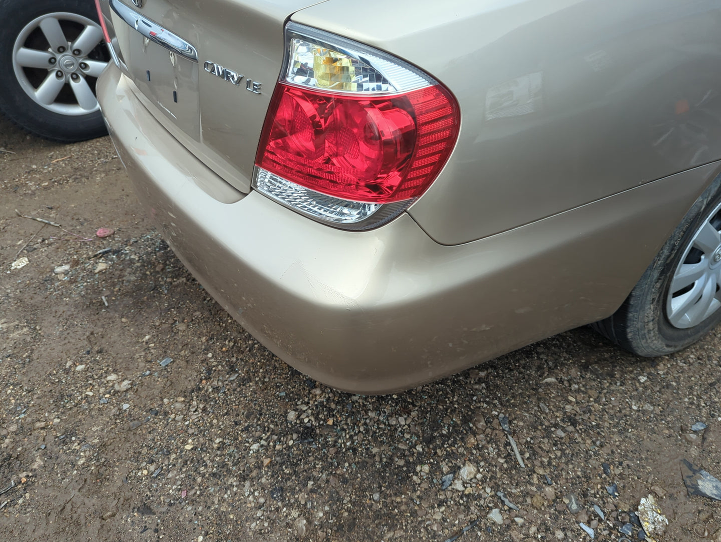 2002-2006 Toyota Camry Rear Bumper Assembly Oem - Oemusedautoparts1.com