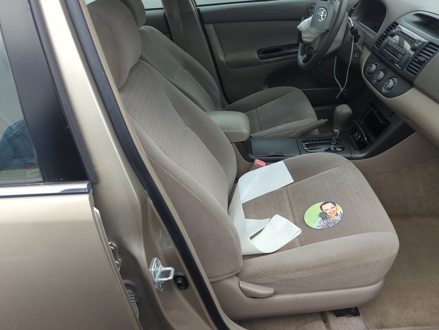 2004-2006 Toyota Camry Passenger Front Seat Oem - Oemusedautoparts1.com