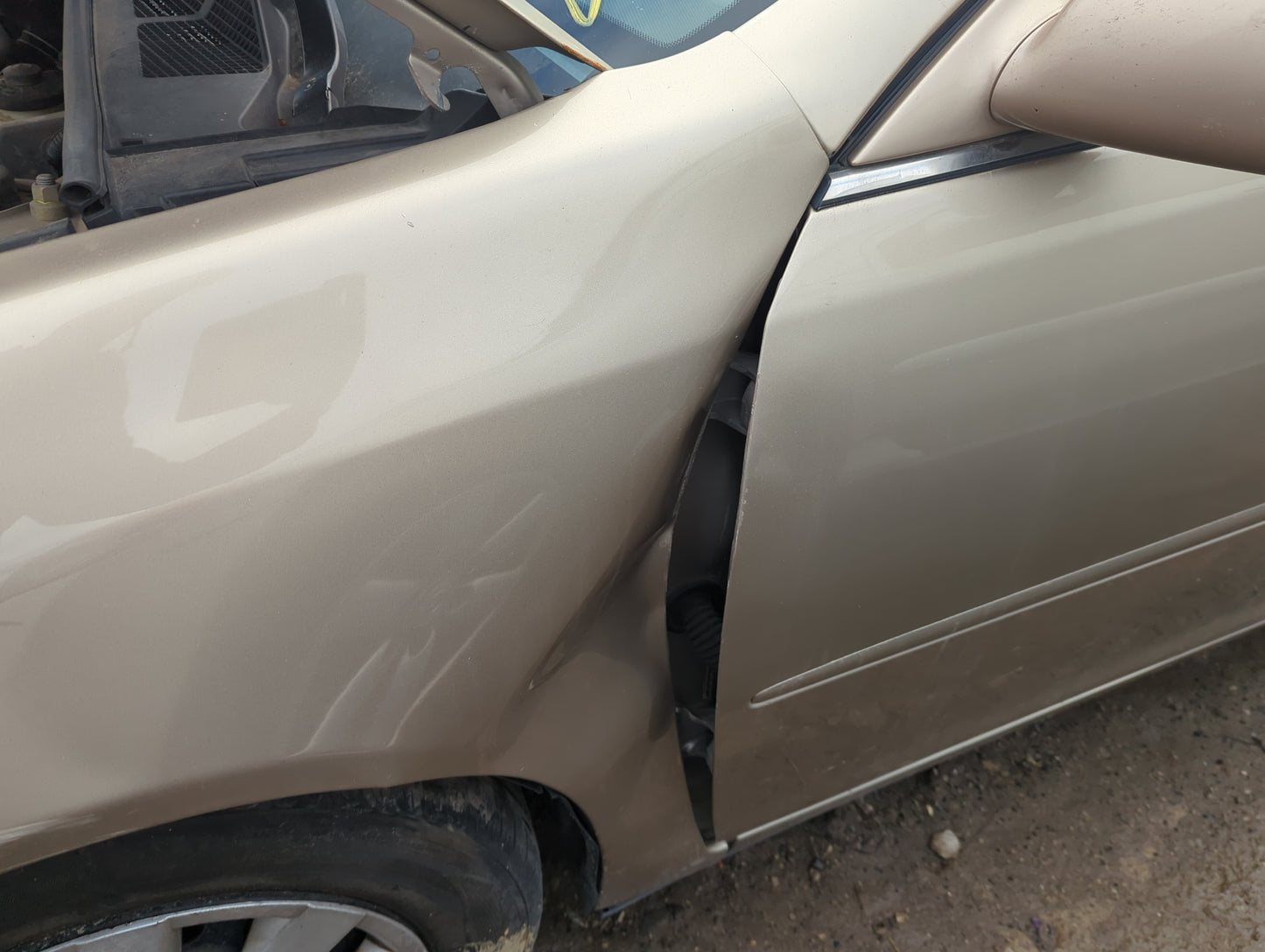 2002-2006 Toyota Camry Driver Front Door Oem 1301534 - Oemusedautoparts1.com