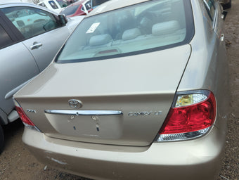 compare product 2002-2006 Toyota Camry Trunk/decklid/hatch/tailgate Oem 1301538