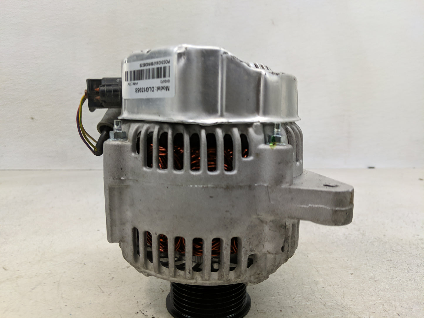 2004-2006 Toyota Camry Alternator Replacement Generator Charging Assembly Engine OEM Fits Fits 2004 2005 2006 2007 2008 2009