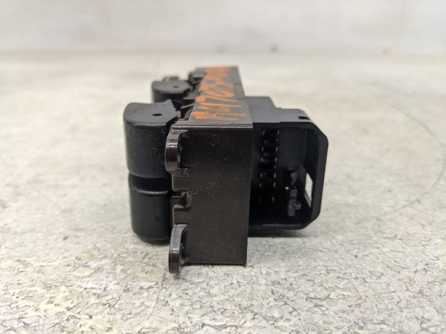 2002-2006 Toyota Camry Master Power Window Switch Replacement Driver Side Left Fits OEM Used Auto Parts - Oemusedautoparts1.