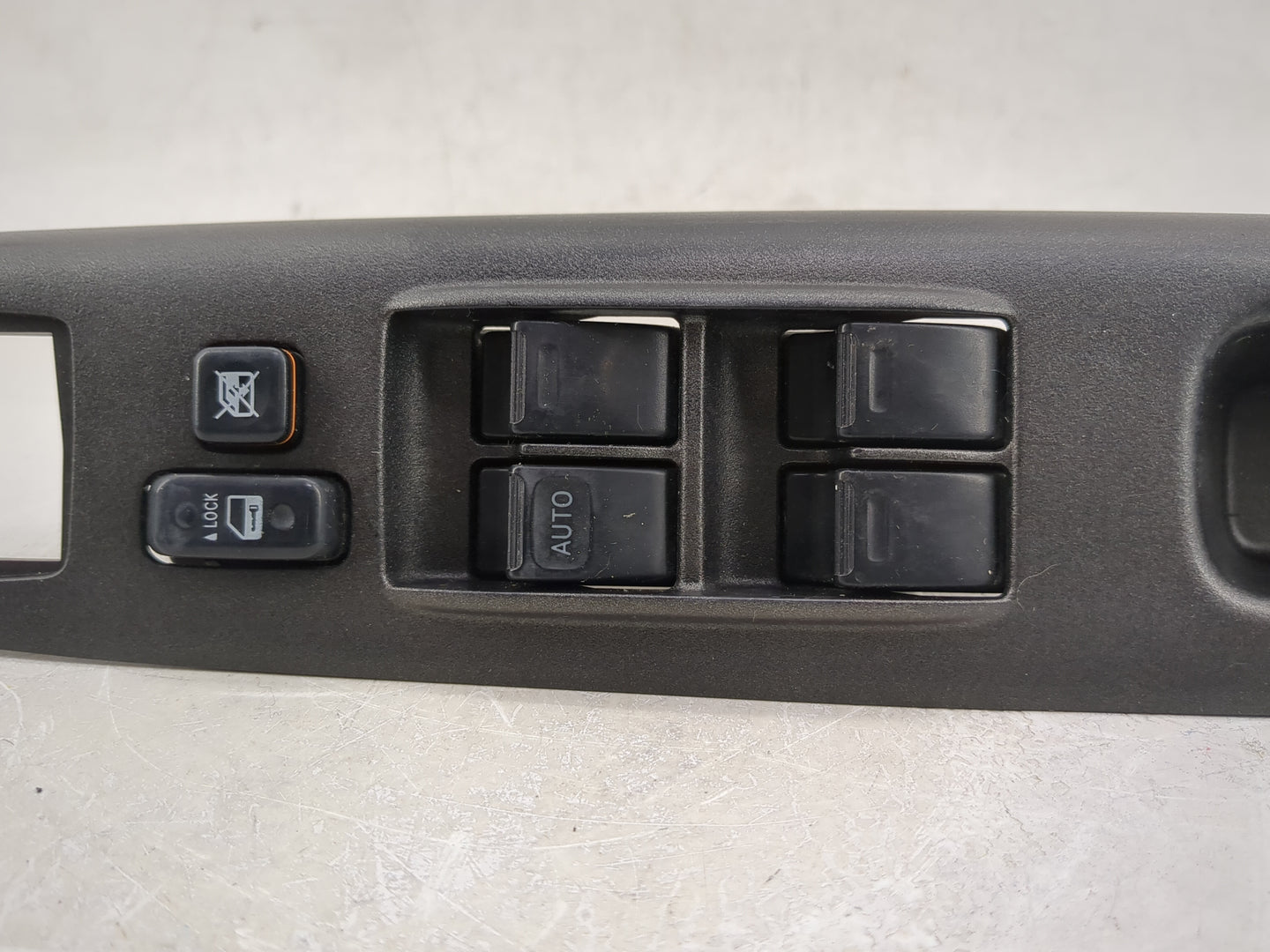 2002-2006 Toyota Camry Master Power Window Switch Replacement Driver Side Left P/N:74232-AA050 Fits OEM Used Auto Parts - Oe