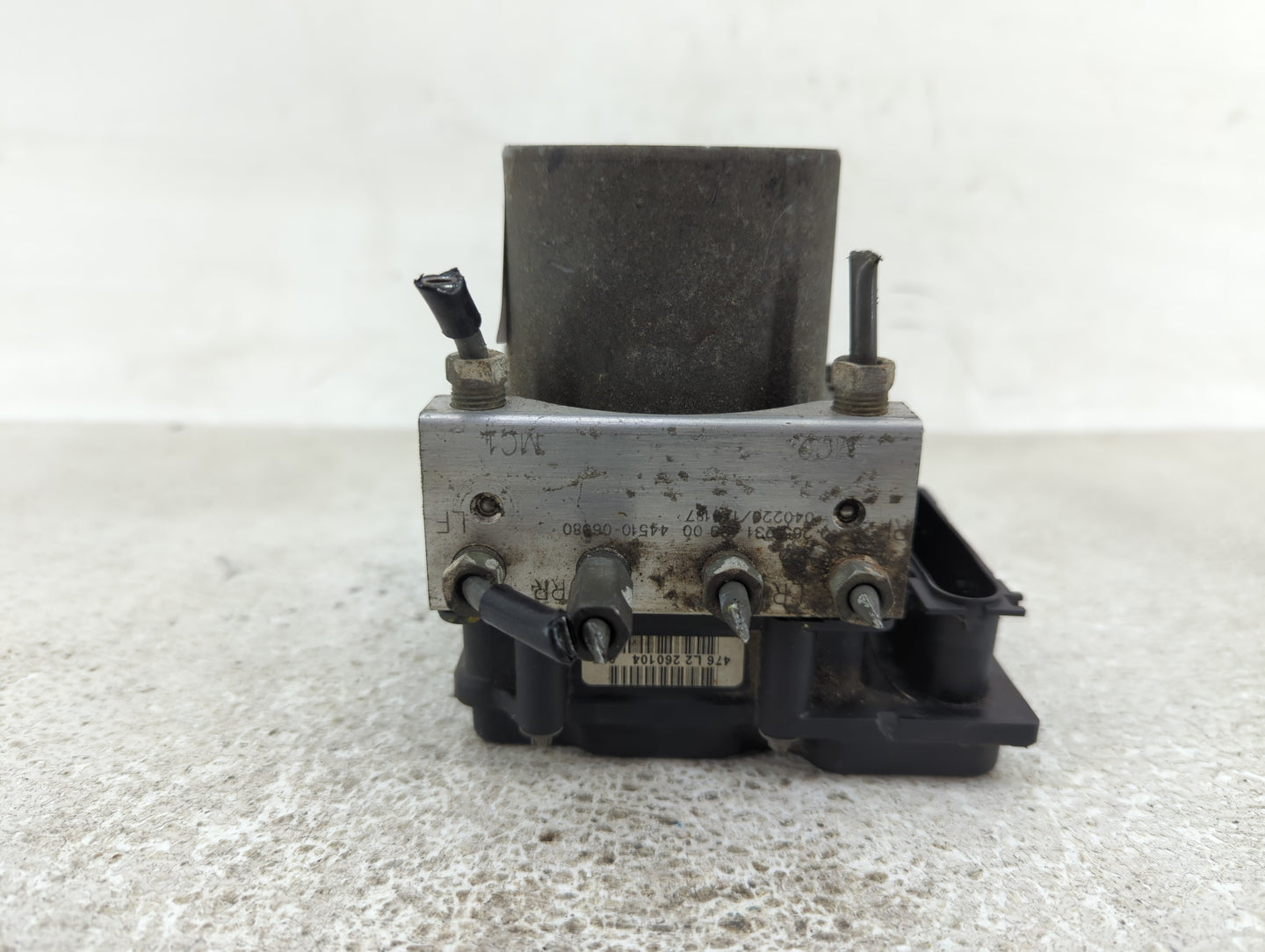 2004-2006 Toyota Camry ABS Pump Control Module Replacement P/N:44510-06080 Fits Fits 2004 2005 2006 2007 2008 OEM Used Auto 