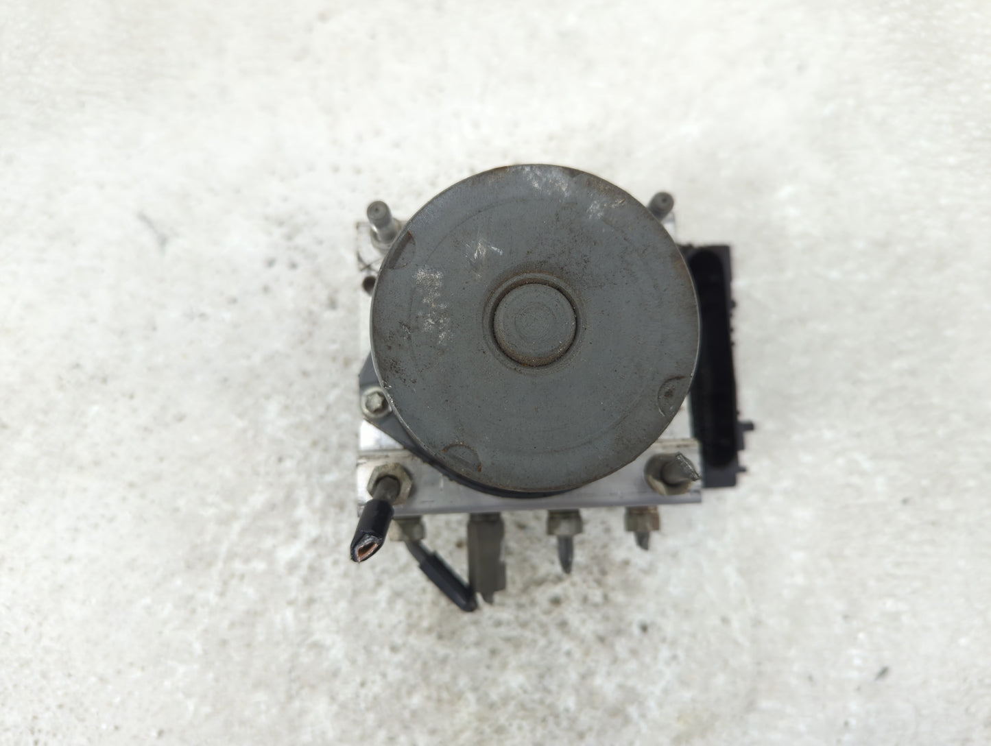 2004-2006 Toyota Camry ABS Pump Control Module Replacement P/N:44510-06080 Fits Fits 2004 2005 2006 2007 2008 OEM Used Auto 