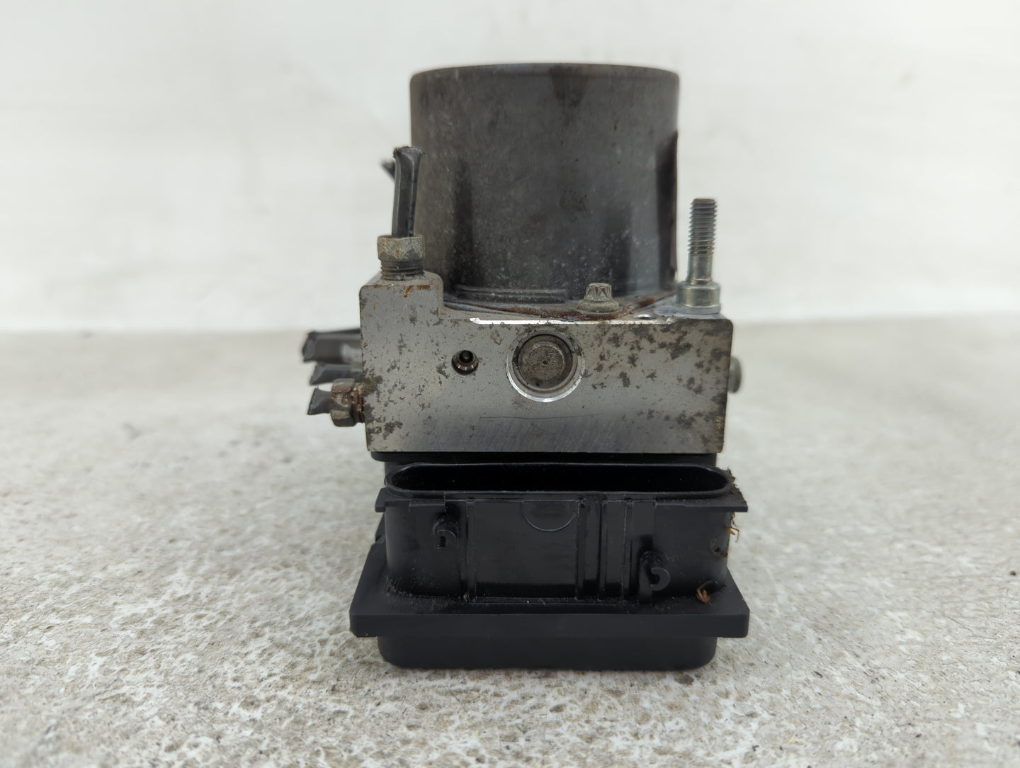 2004-2006 Toyota Camry ABS Pump Control Module Replacement P/N:44510-06080 Fits Fits 2004 2005 2006 2007 2008 OEM Used Auto 