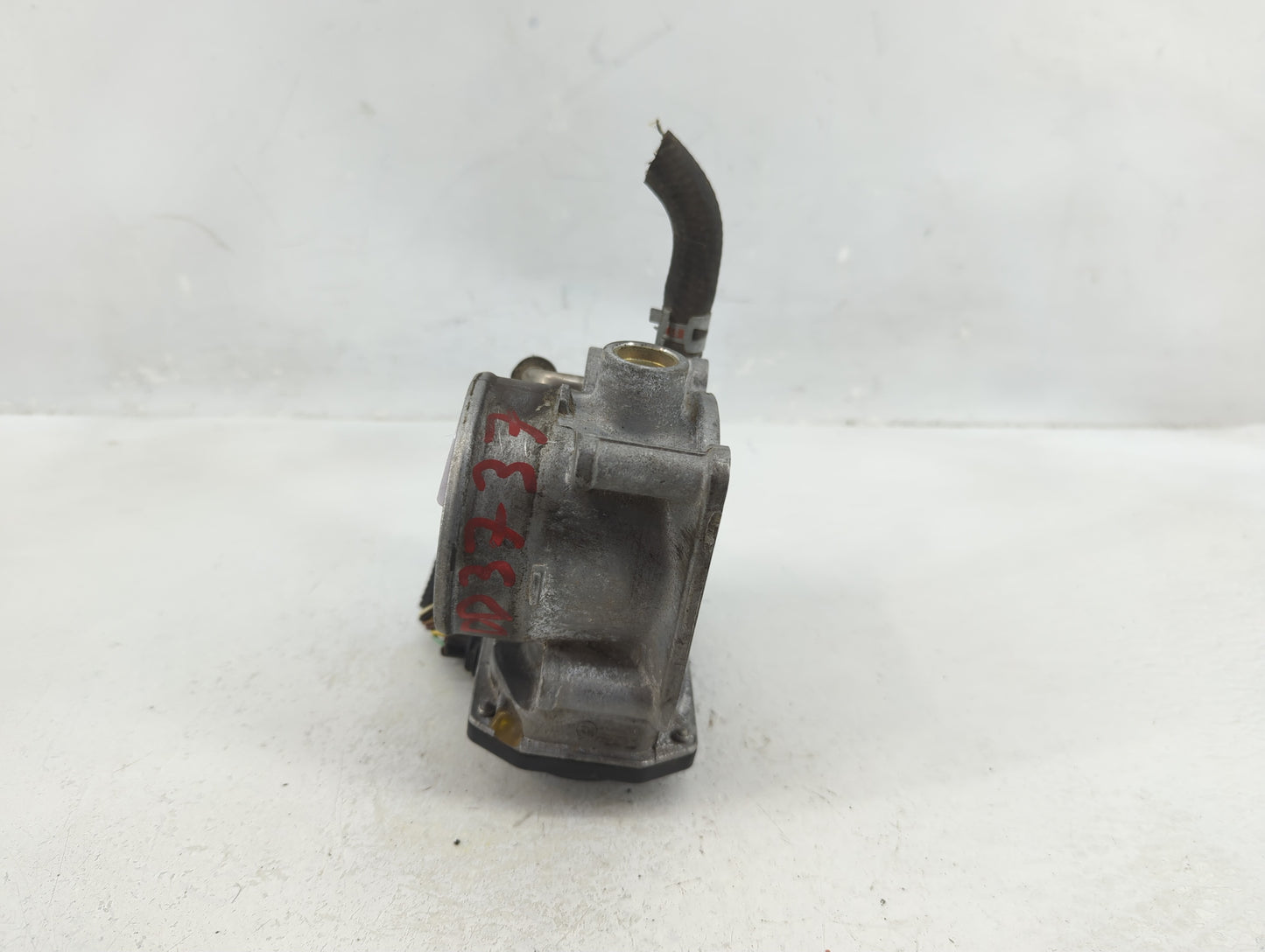 2003-2006 Toyota Camry Throttle Body P/N:22030-0A020 Fits Fits 2003 2004 2005 2006 2007 2008 2009 2010 OEM Used Auto Parts -