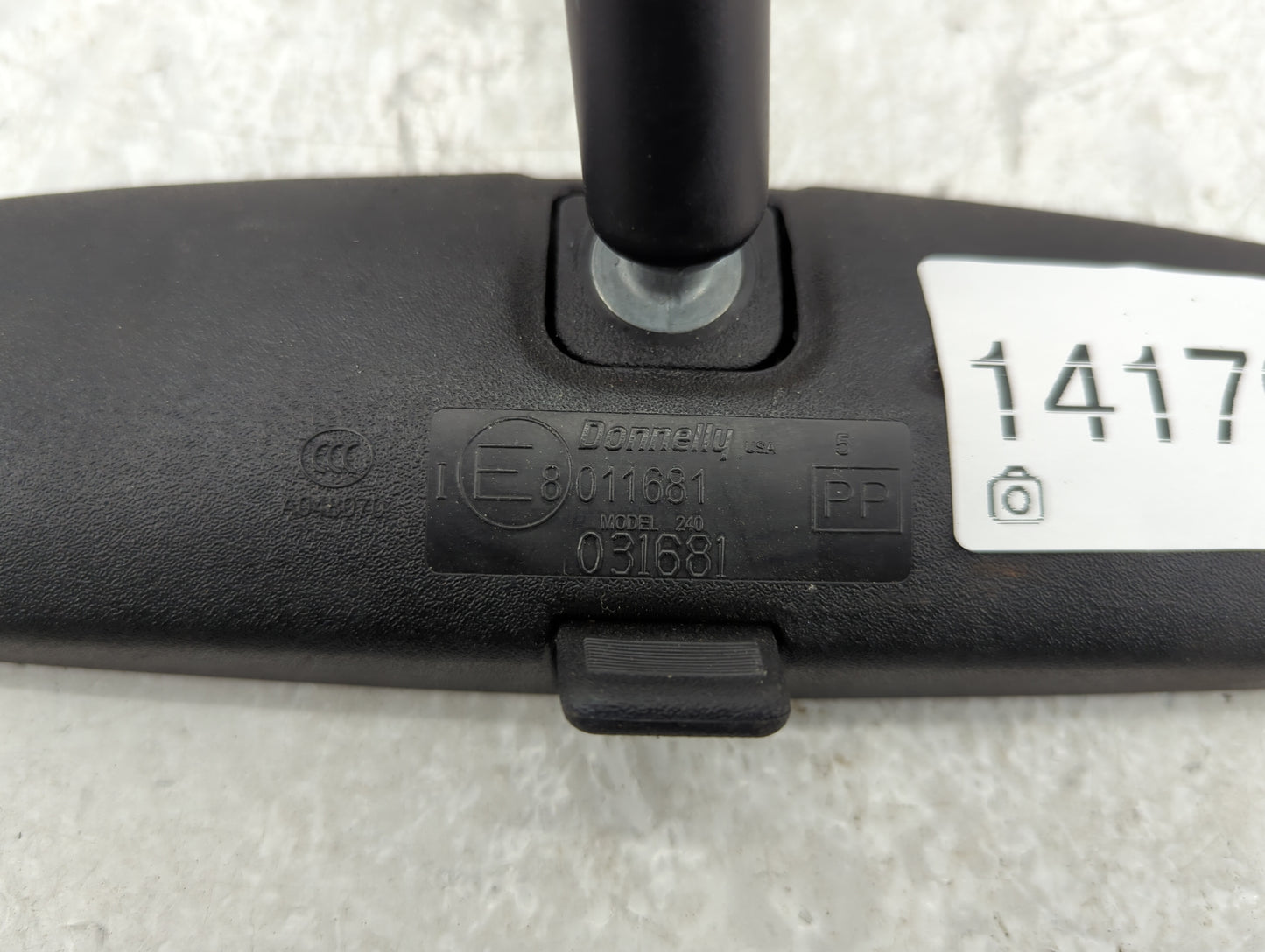 2001-2006 Toyota Camry Interior Rear View Mirror Replacement OEM P/N:E8031681 E8011681 Fits OEM Used Auto Parts - Oemusedaut