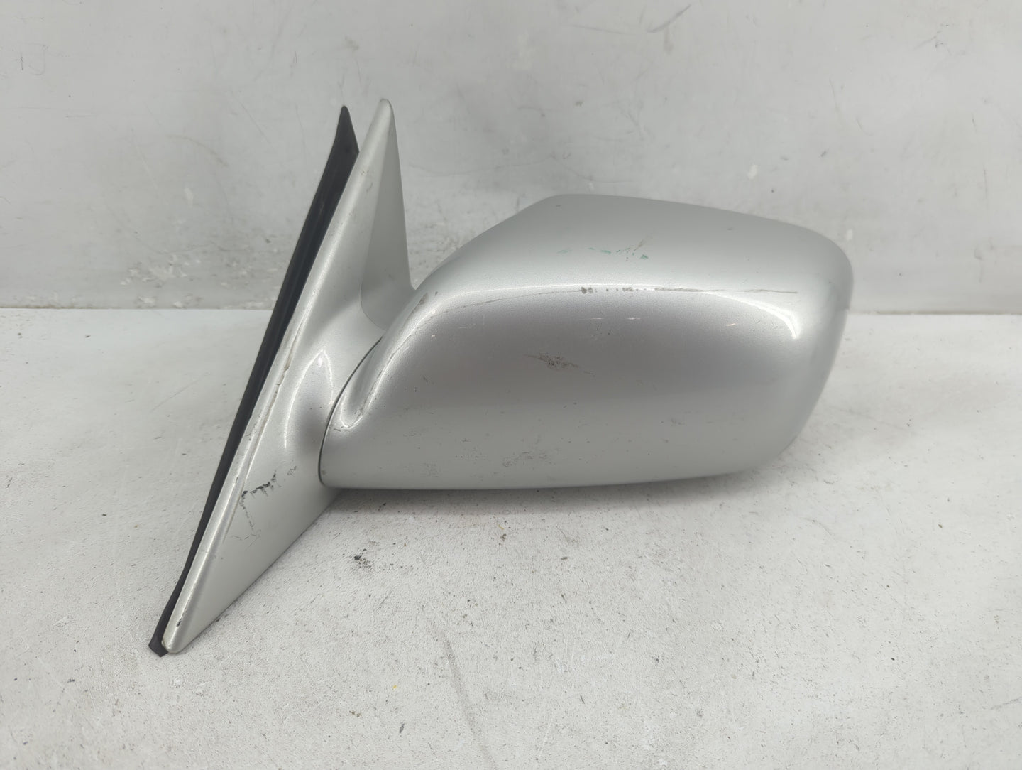 2002-2006 Toyota Camry Driver Side View Mirror - Left Door Mirror OEM Used - Oemusedautoparts1.com