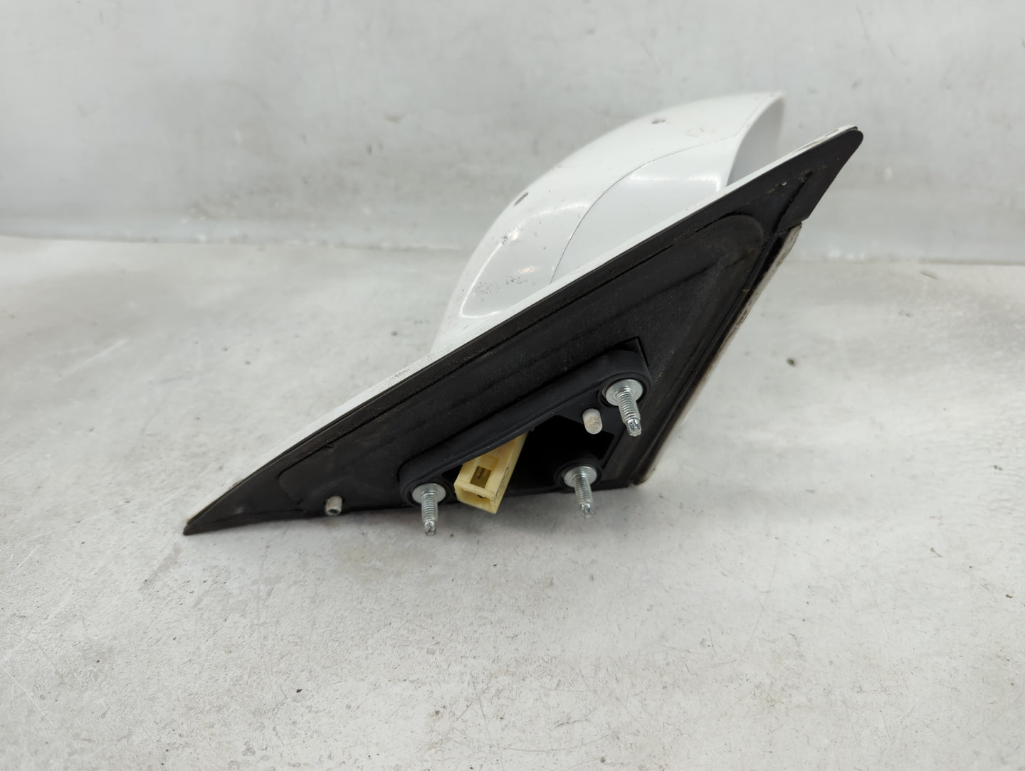 2002-2006 Toyota Camry Passenger Side View Mirror - Right Door Mirror OEM Used - Oemusedautoparts1.com