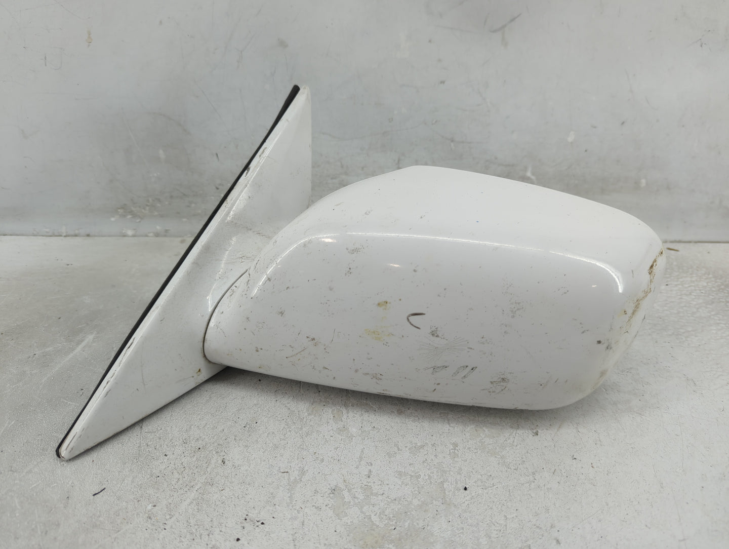 2002-2006 Toyota Camry Driver Side View Mirror - Left Door Mirror OEM Used - Oemusedautoparts1.com