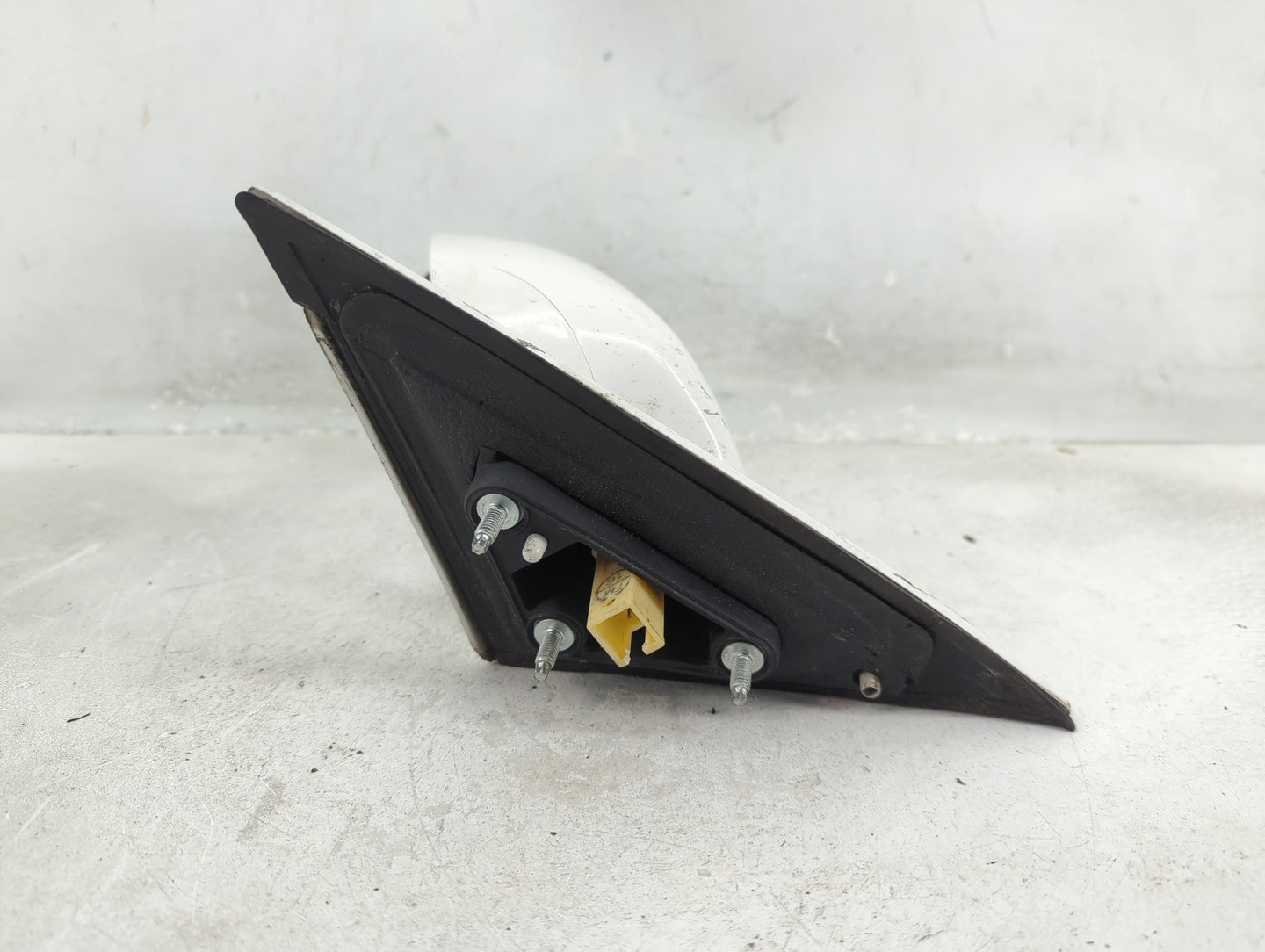 2002-2006 Toyota Camry Driver Side View Mirror - Left Door Mirror OEM Used - Oemusedautoparts1.com