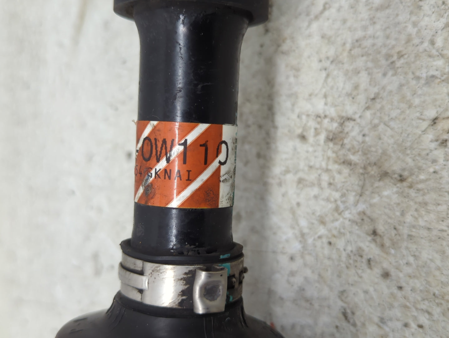 2002-2006 Toyota Camry Axle Shaft Front Driver Cv C/v - Oemusedautoparts1.com