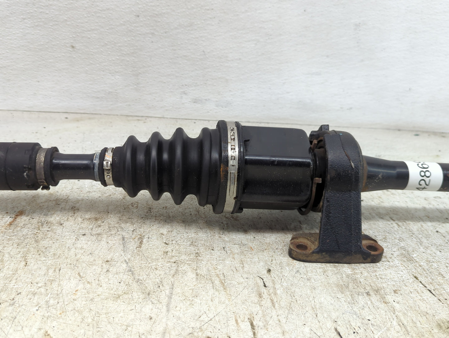 2002-2006 Toyota Camry Axle Shaft Front Passenger Cv C/v - Oemusedautoparts1.com